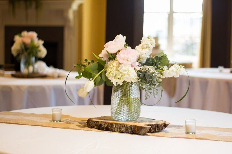 Wedding Flowers — A Flower Center Piece in Ridgeland, MS