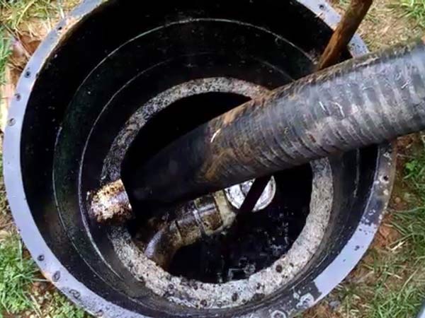 prelievo liquami da fosse settiche