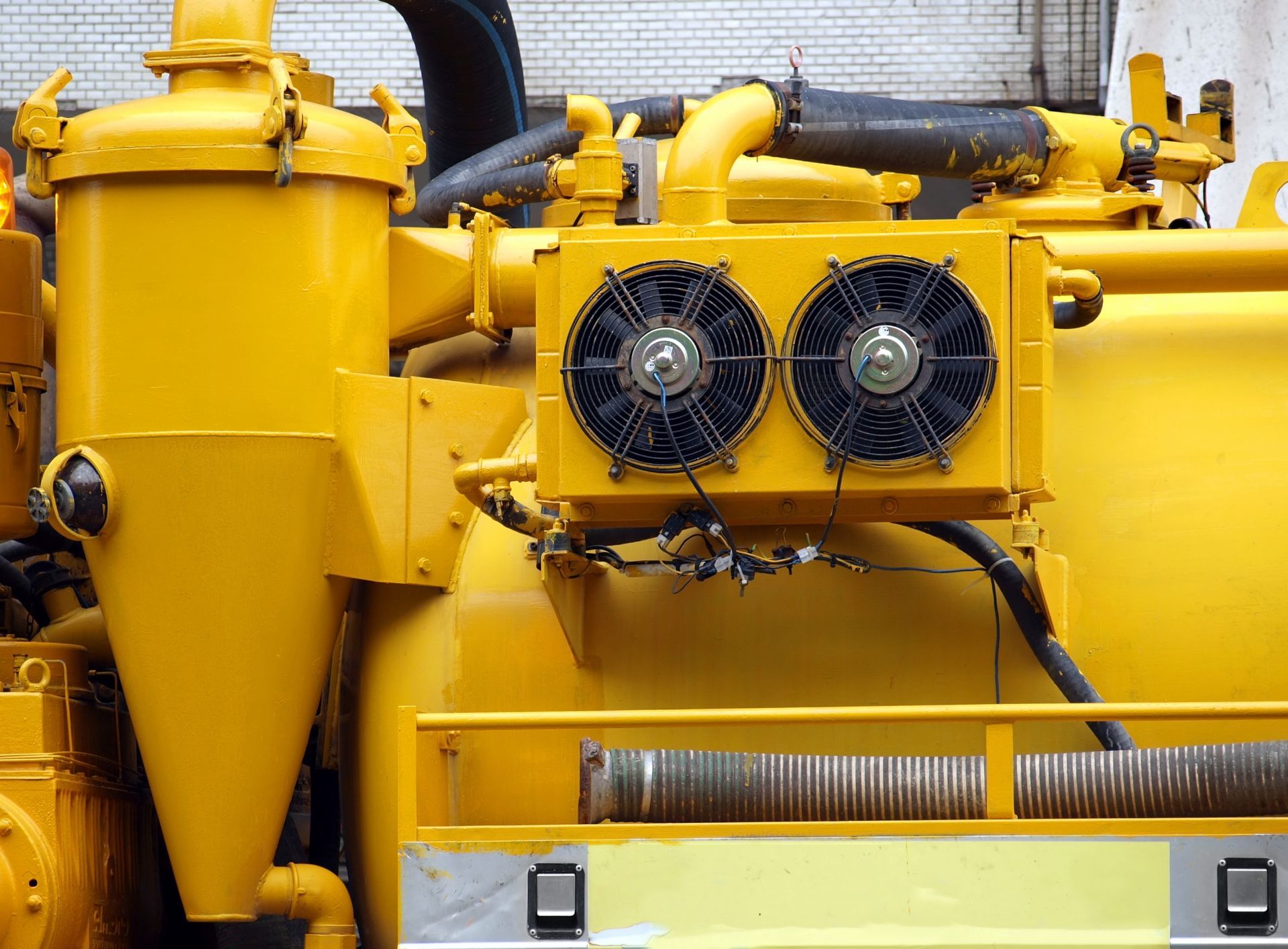 Bonifica e risanamento cisterne