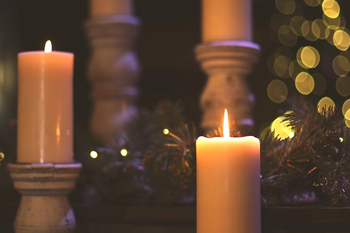 candles and pine decor