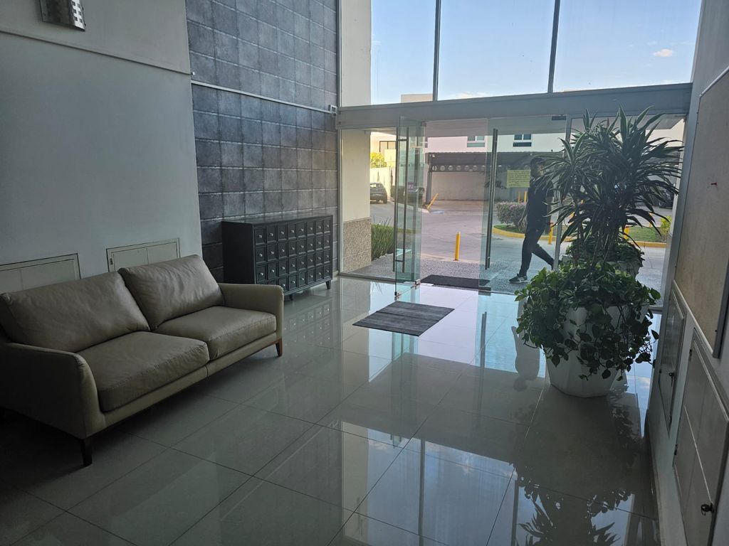 INMOBILIARIA VENZA PLUS BIENES RAICES