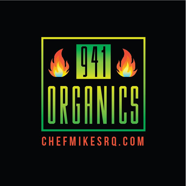 A logo for chef mikesrq.com that says 941 organics