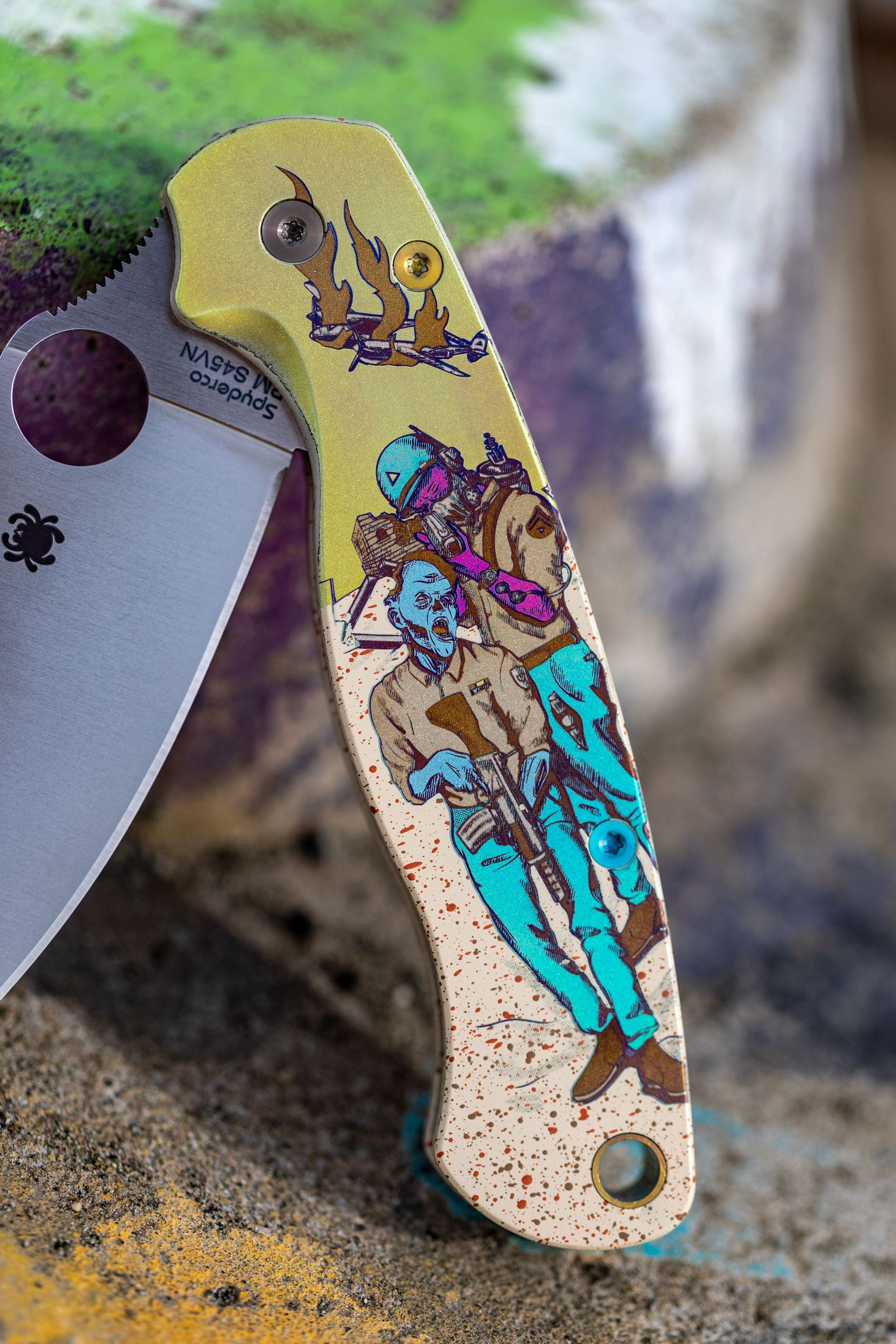 Northern Knives x Colorful Filth Benchmade Bugout Show Side