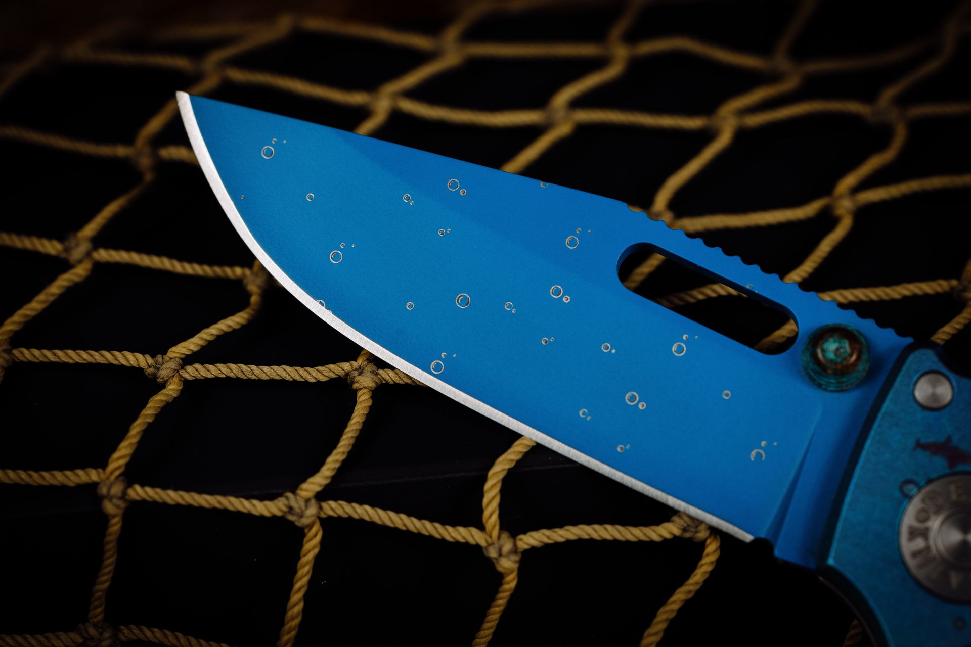 Northern Knives x Colorful Filth Benchmade Bugout Show Side