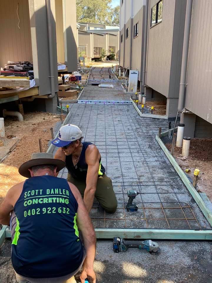 Sidewalk Concrete Floor Slab And Exposed Aggregate — Concreters in Port Macquarie, NSW