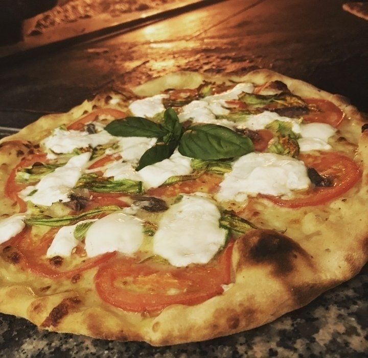 Pizza margherita