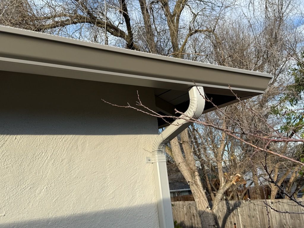 tan gutters,brown gutters