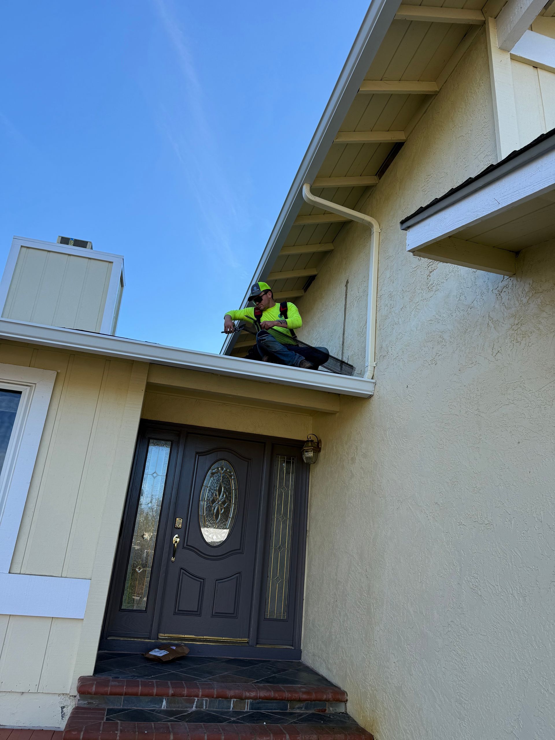 seamless gutter replacement