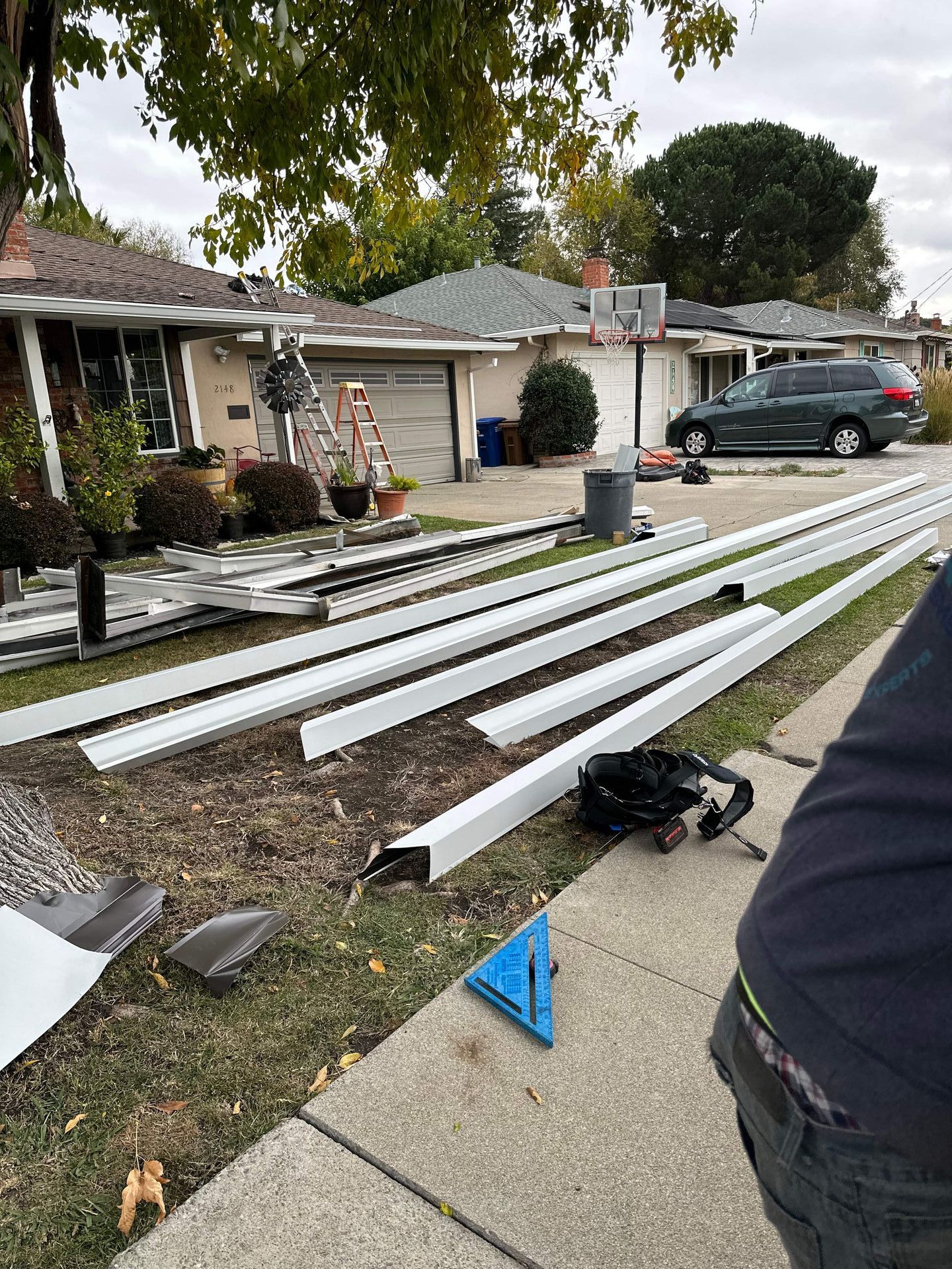gutter replacement process