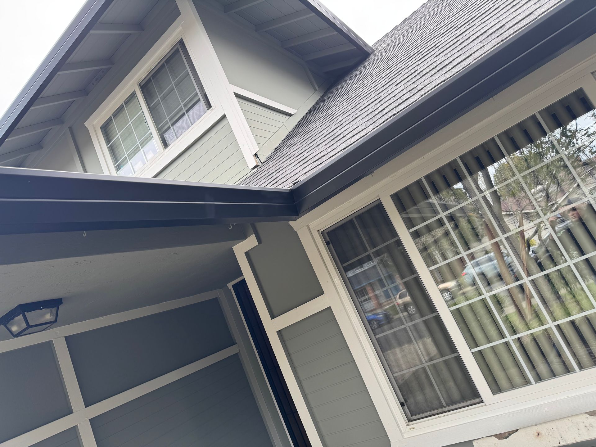 dark gutters with screens