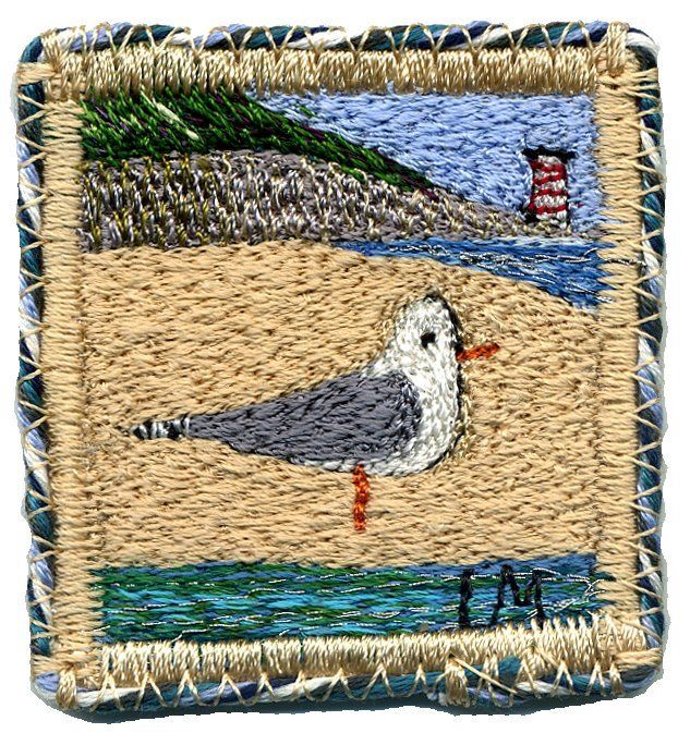 Gull on a Beach. Machine embroidery by Linda Miller