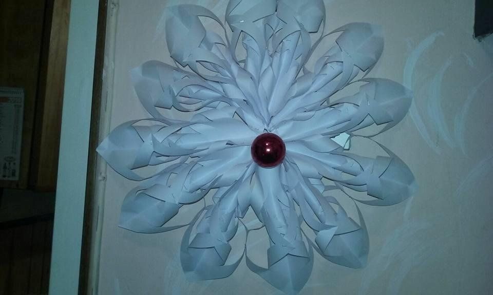 gli ospiti di residenza per anziani di Villa Silvana a Rivazzano Terme addobbano e festeggiano il Natale