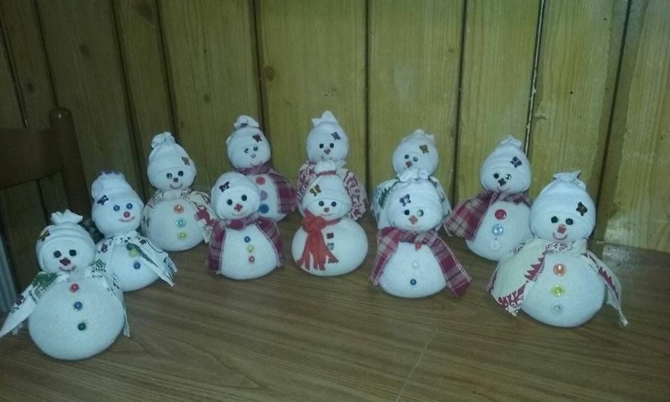 gli ospiti di residenza per anziani di Villa Silvana a Rivazzano Terme addobbano e festeggiano il Natale