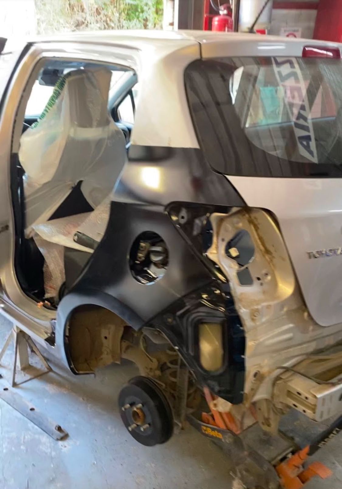 Riparazioni di carrozzeria auto