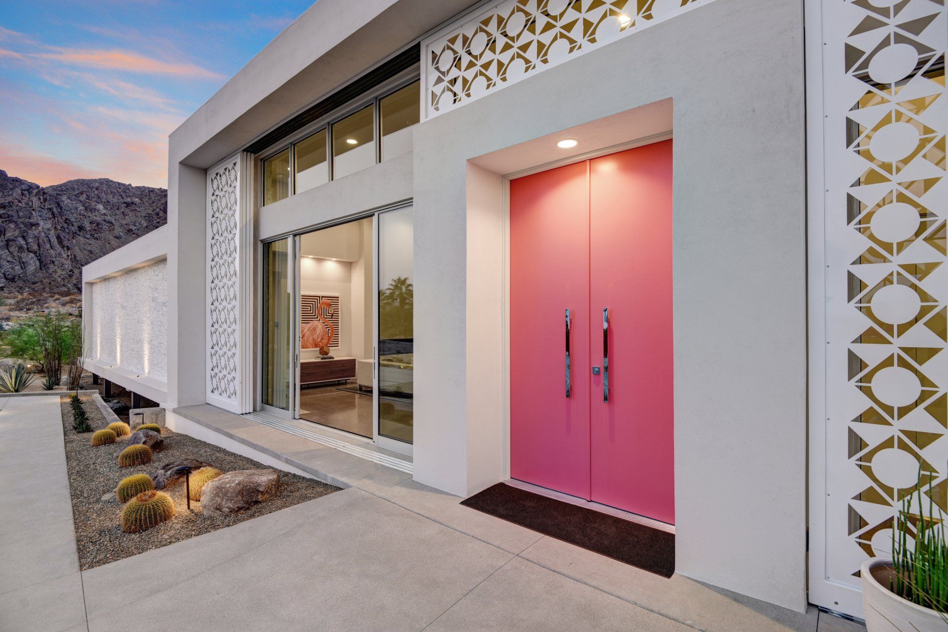 Screen House Palm Springs | Front Door