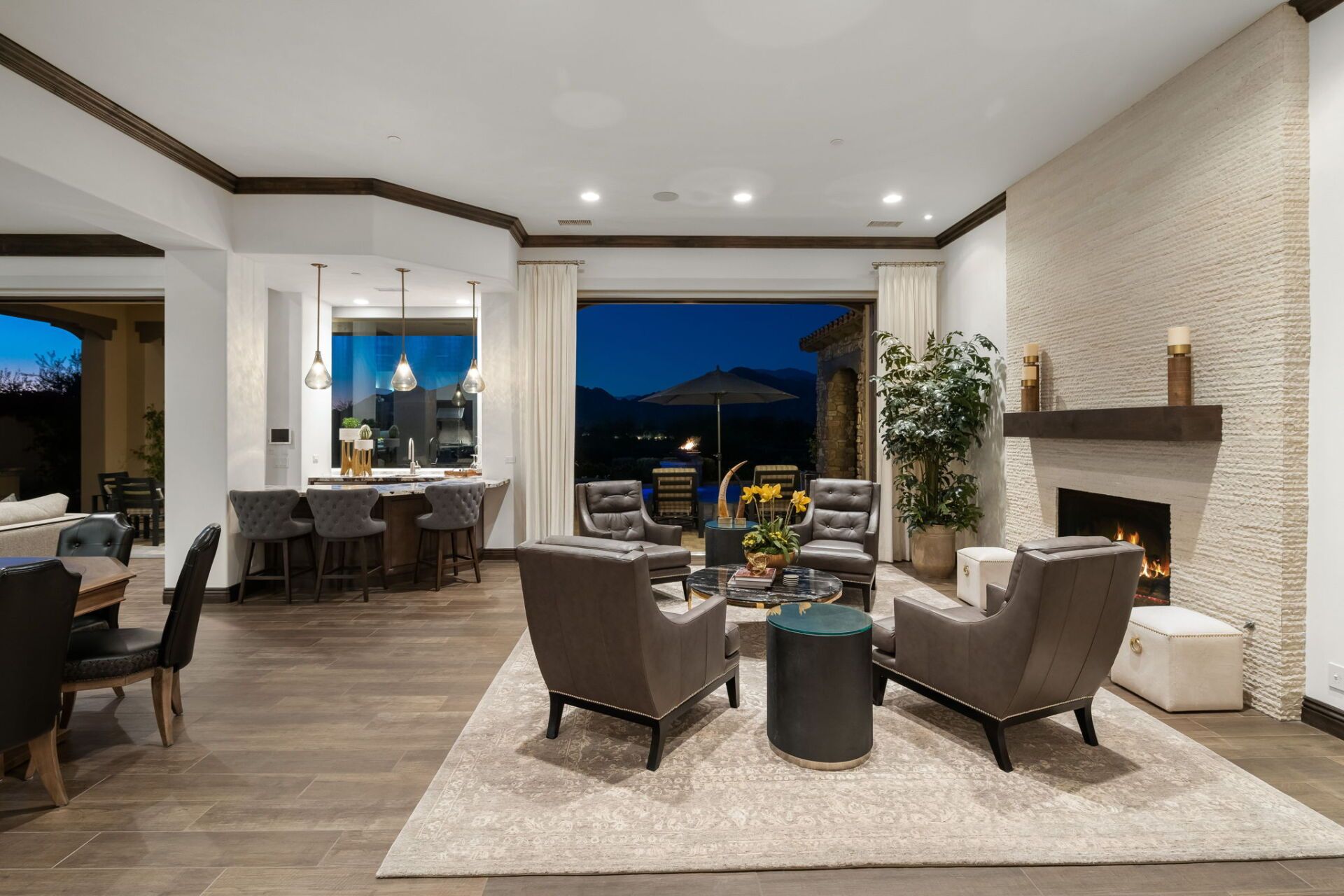 Via Pisa | Toscana Country Club |Living room