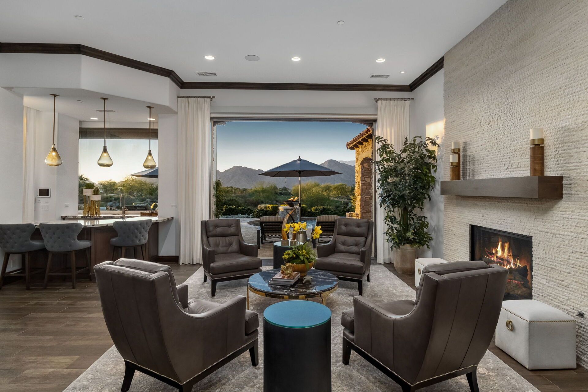 Via Pisa | Toscana Country Club | Sitting room