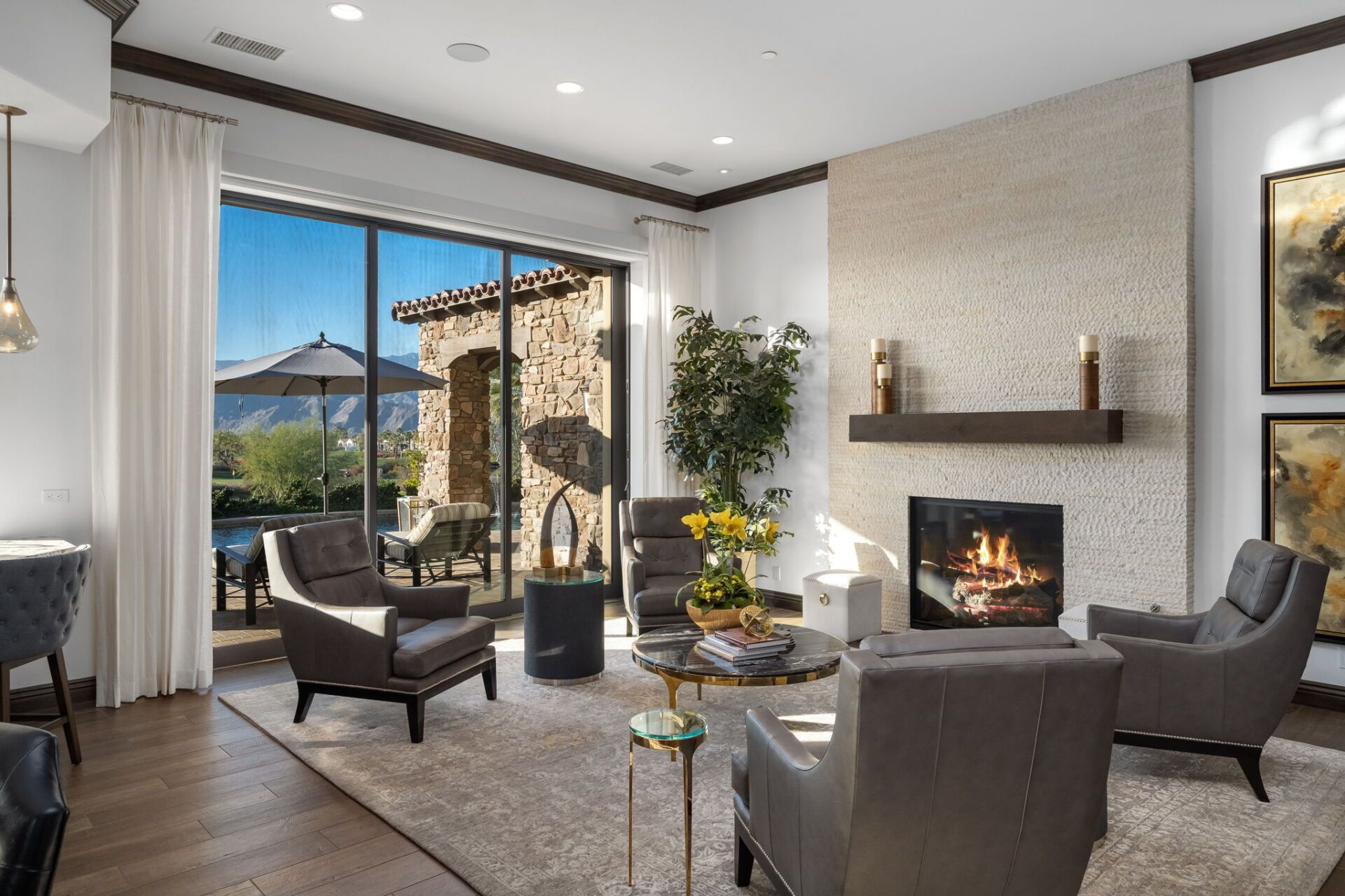 Via Pisa | Toscana Country Club | Livingroom