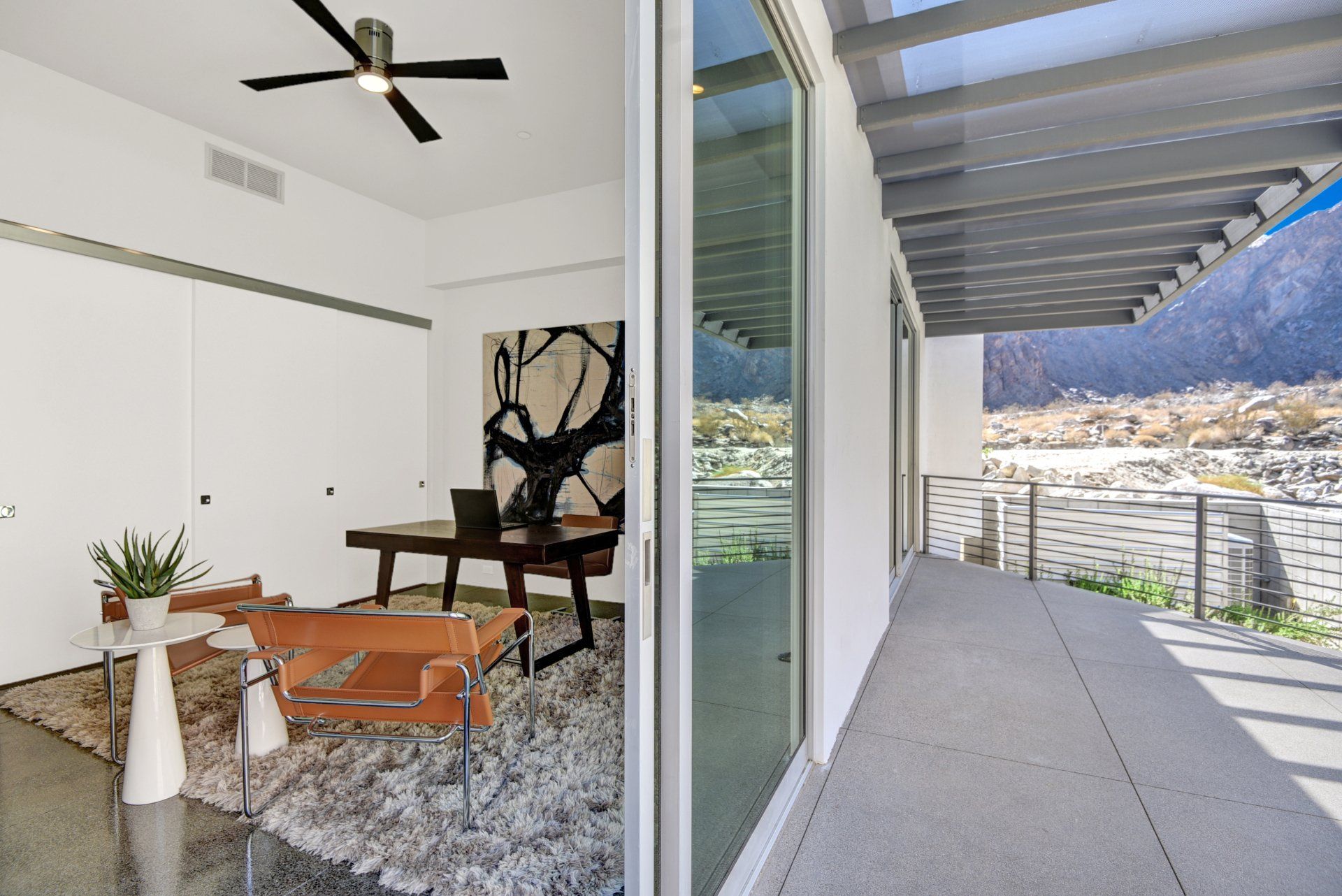 Screen House Palm Springs | Office Patio