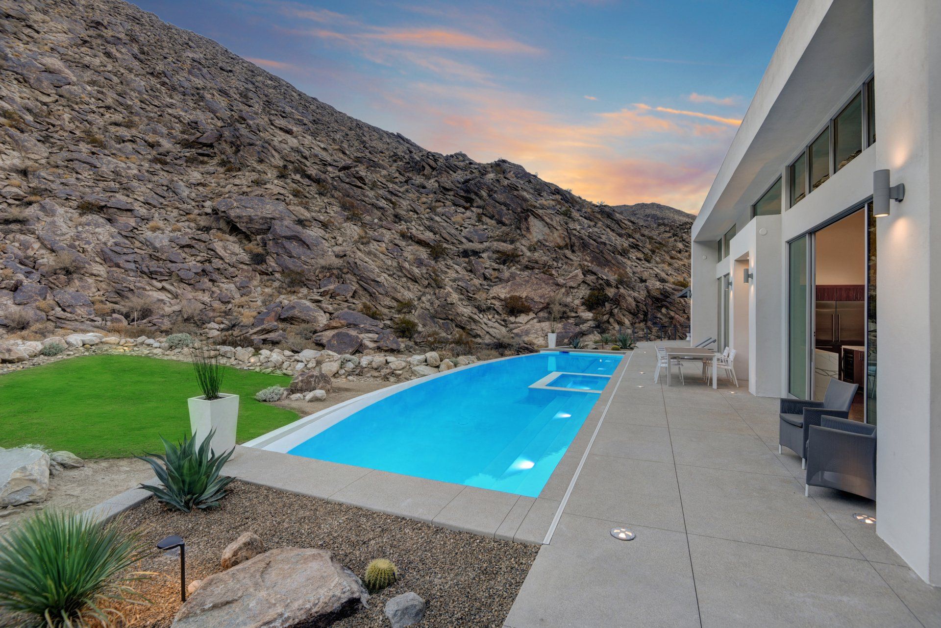 Screen House Palm Springs | Backyard Pool