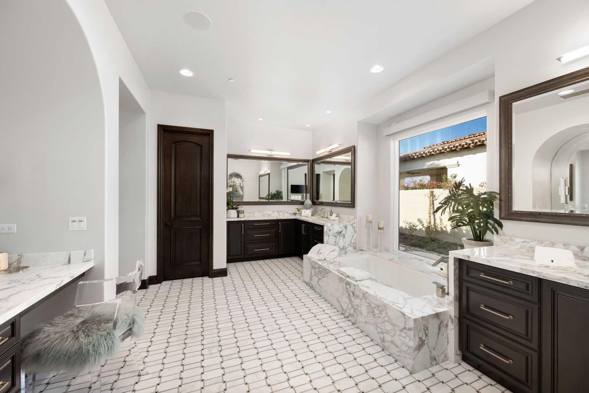 Luxury Master Bathroom