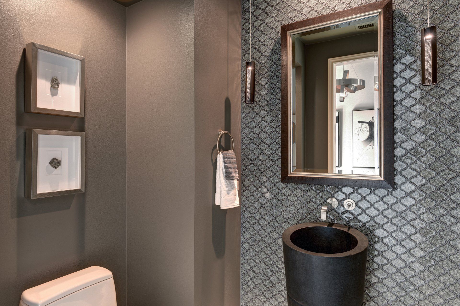 Toscana CC | Powder Room