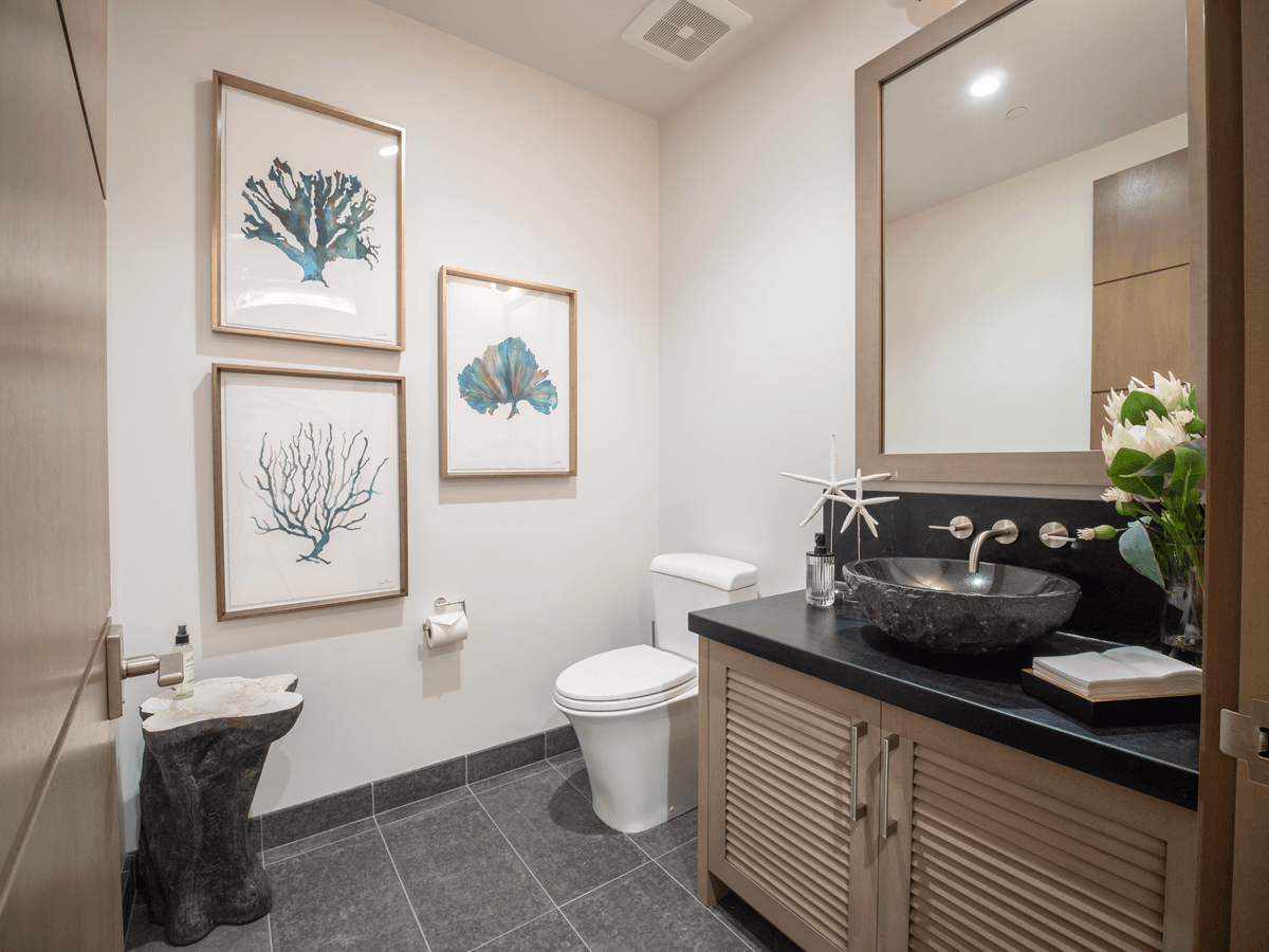 Kula Villas 1D | Powder room