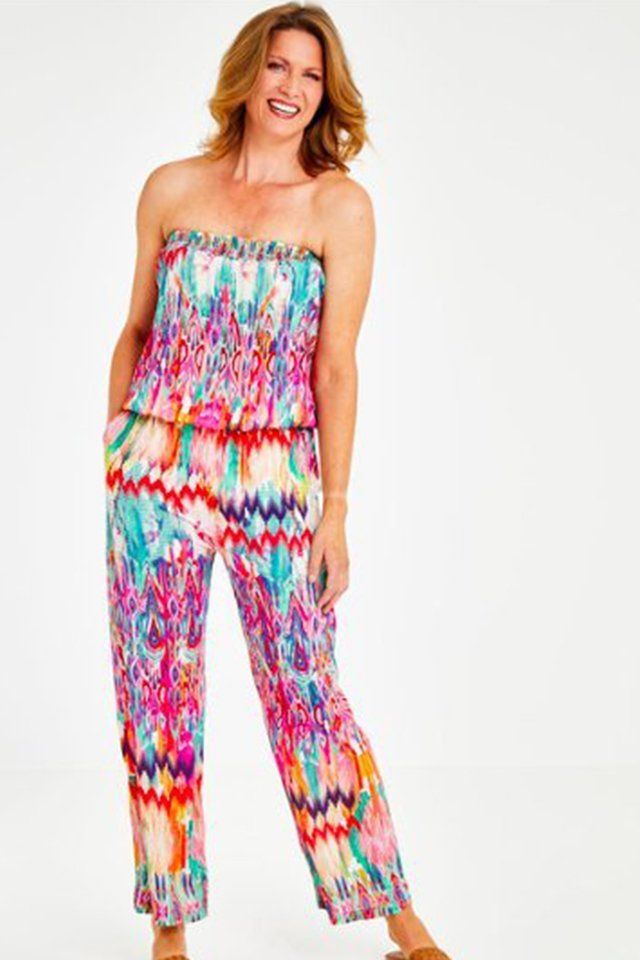  Beautiful Woman Fashion Model Wear Overalls Casual Style — Women’s Boutique Mid North Coast