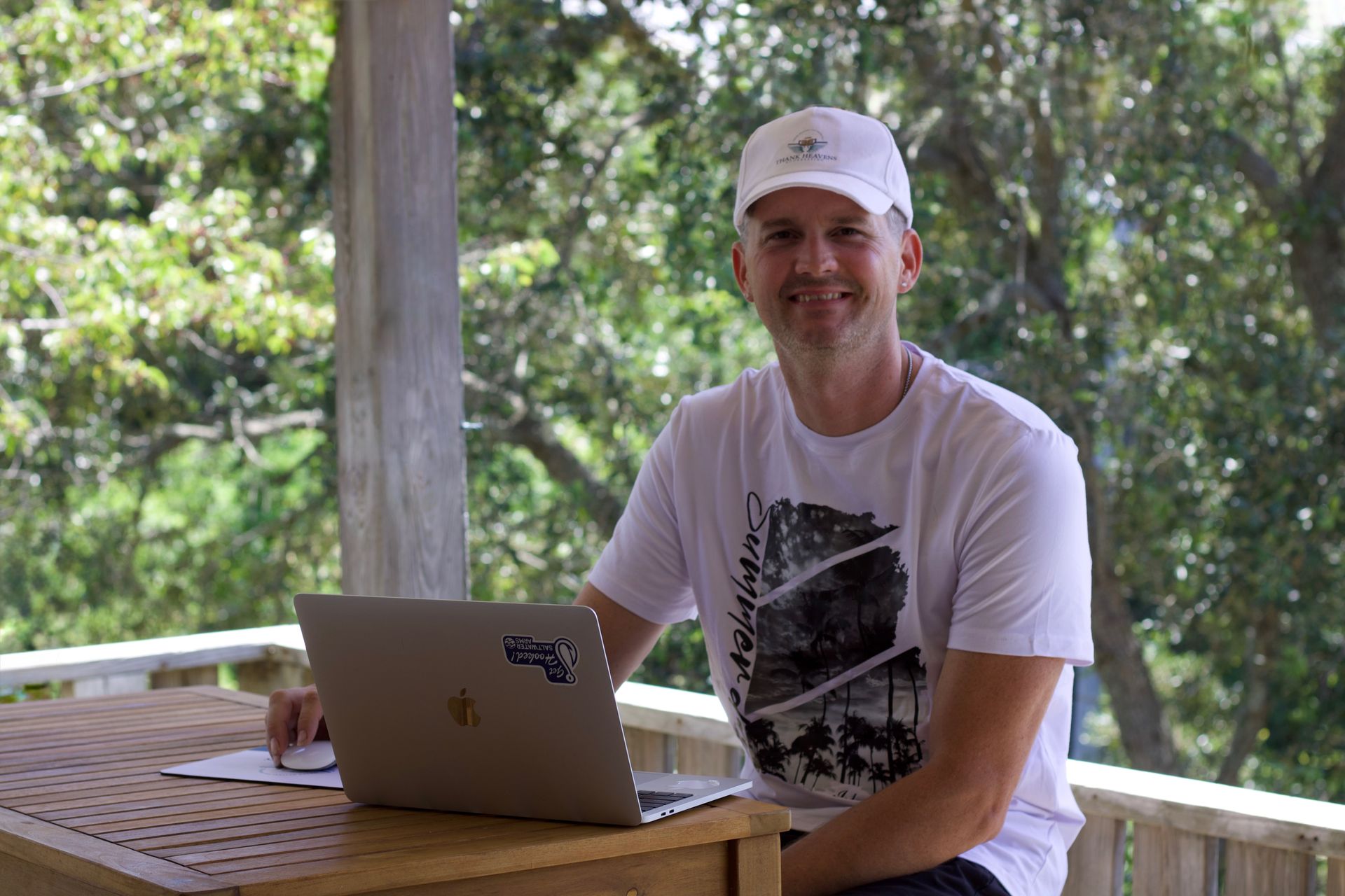 Josh Parsley smiling, professional bookkeeper helping small business owners