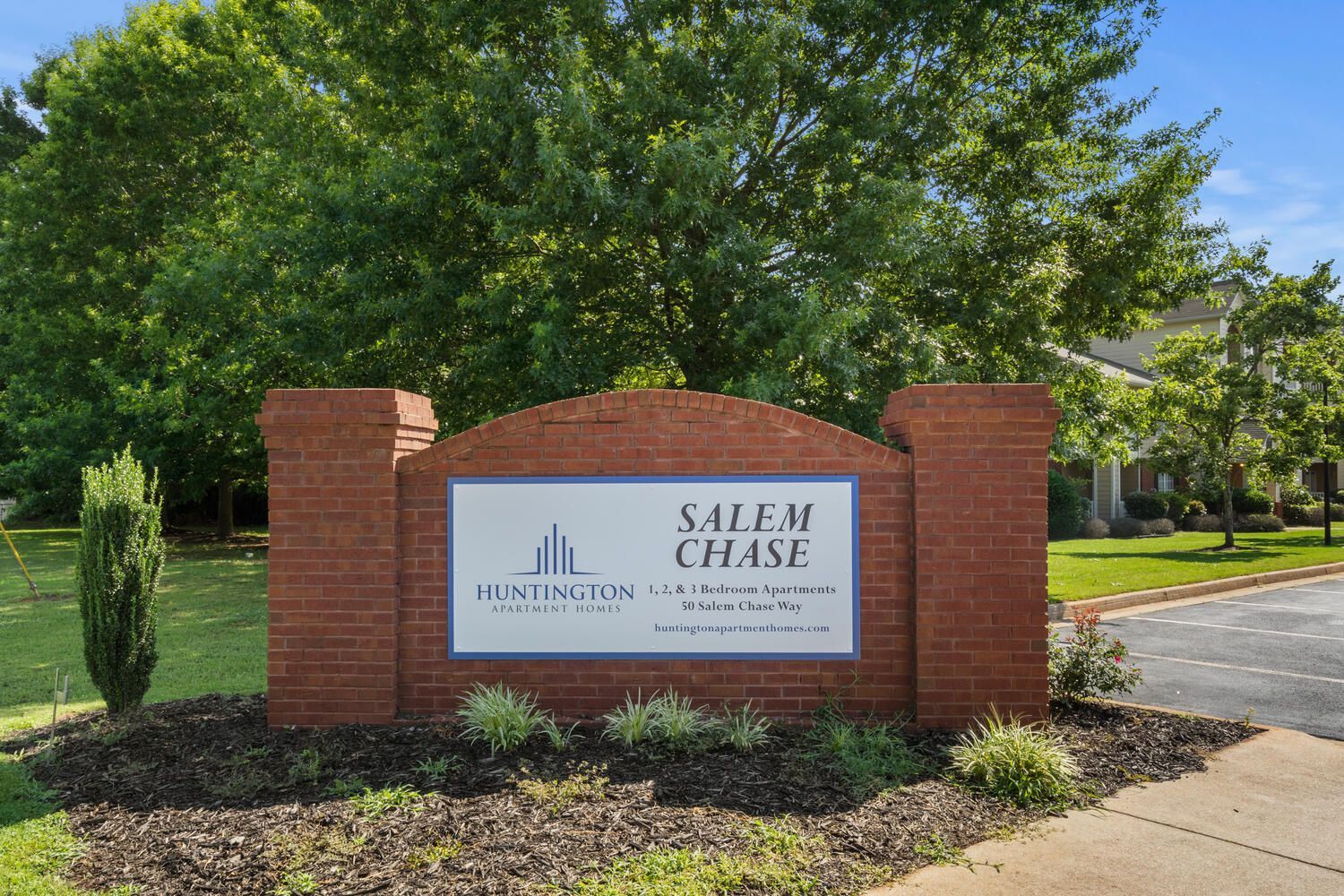 Salem Chase Apartments