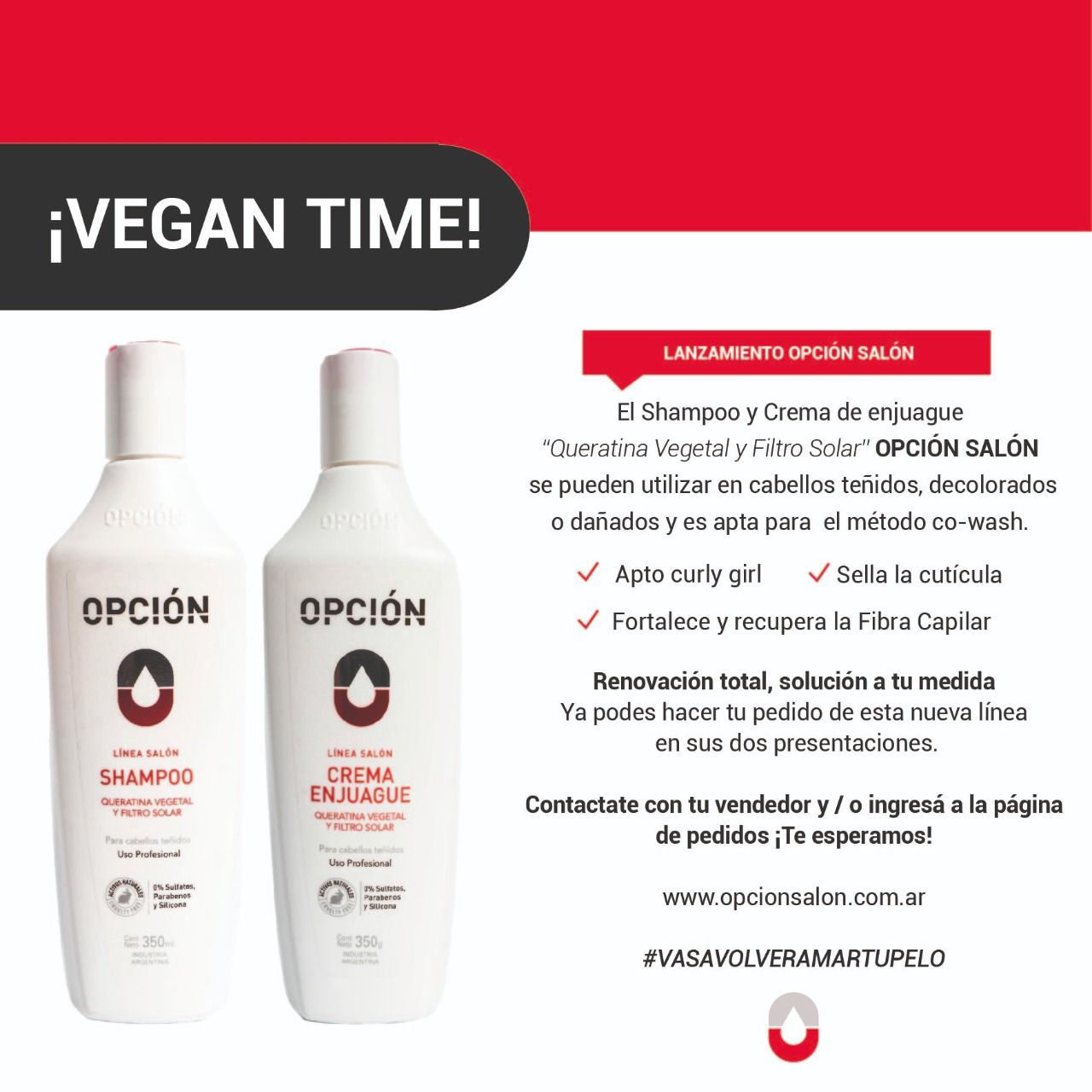 Dos botellas de champú blancas con el texto 