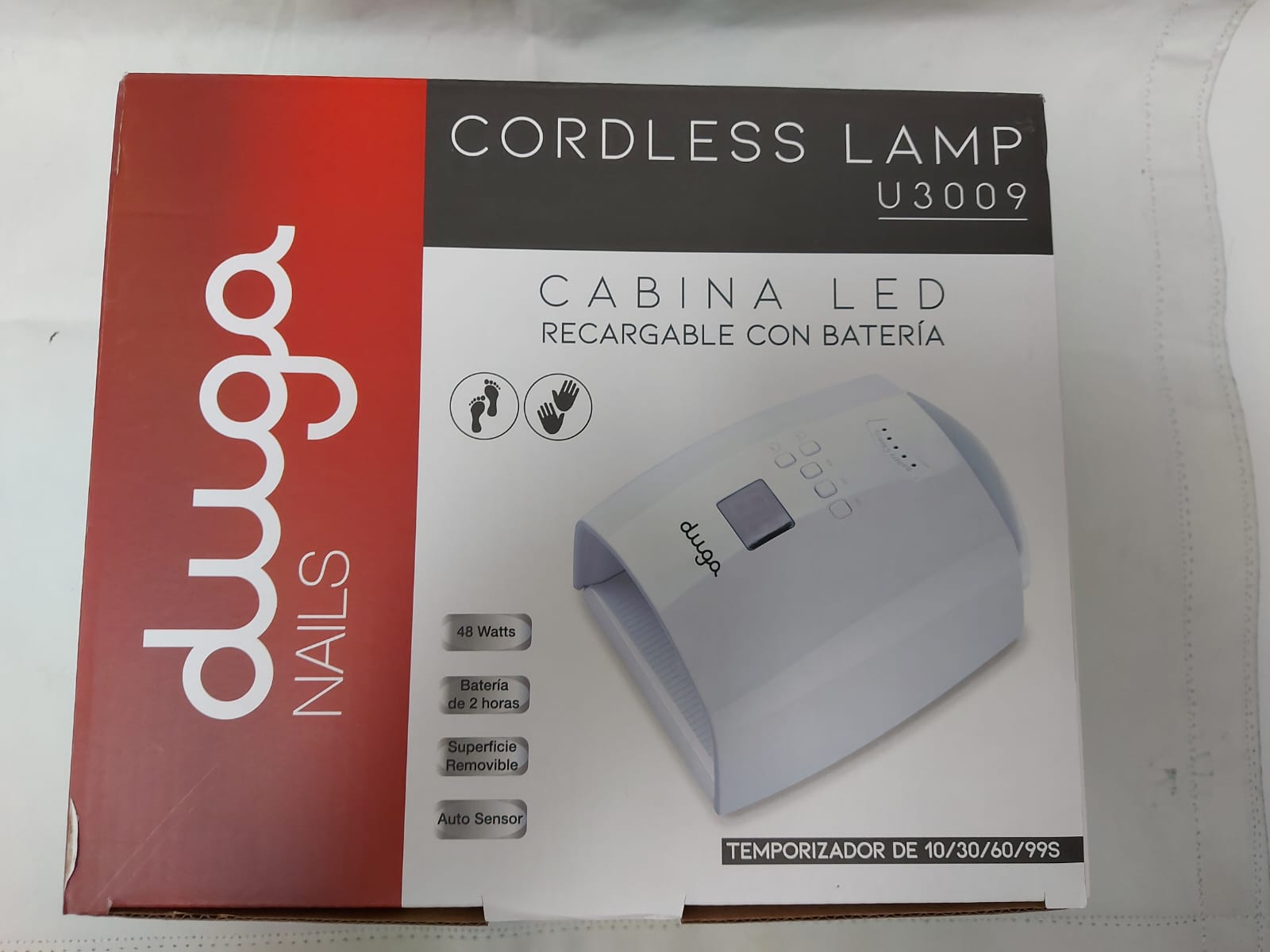 Caja para lámpara LED inalámbrica Duga Nails, con lámpara blanca representada en el frente.