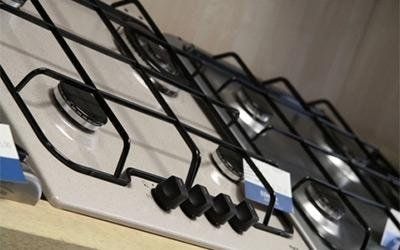 piano cottura bianco