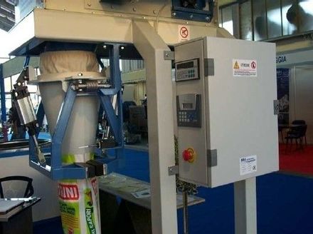 INSACCATRICE ELETTRONICA
