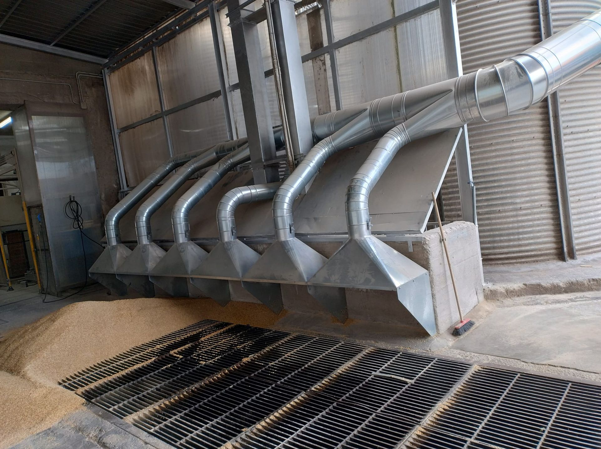 particolare silos Molitoria Lucana Matera