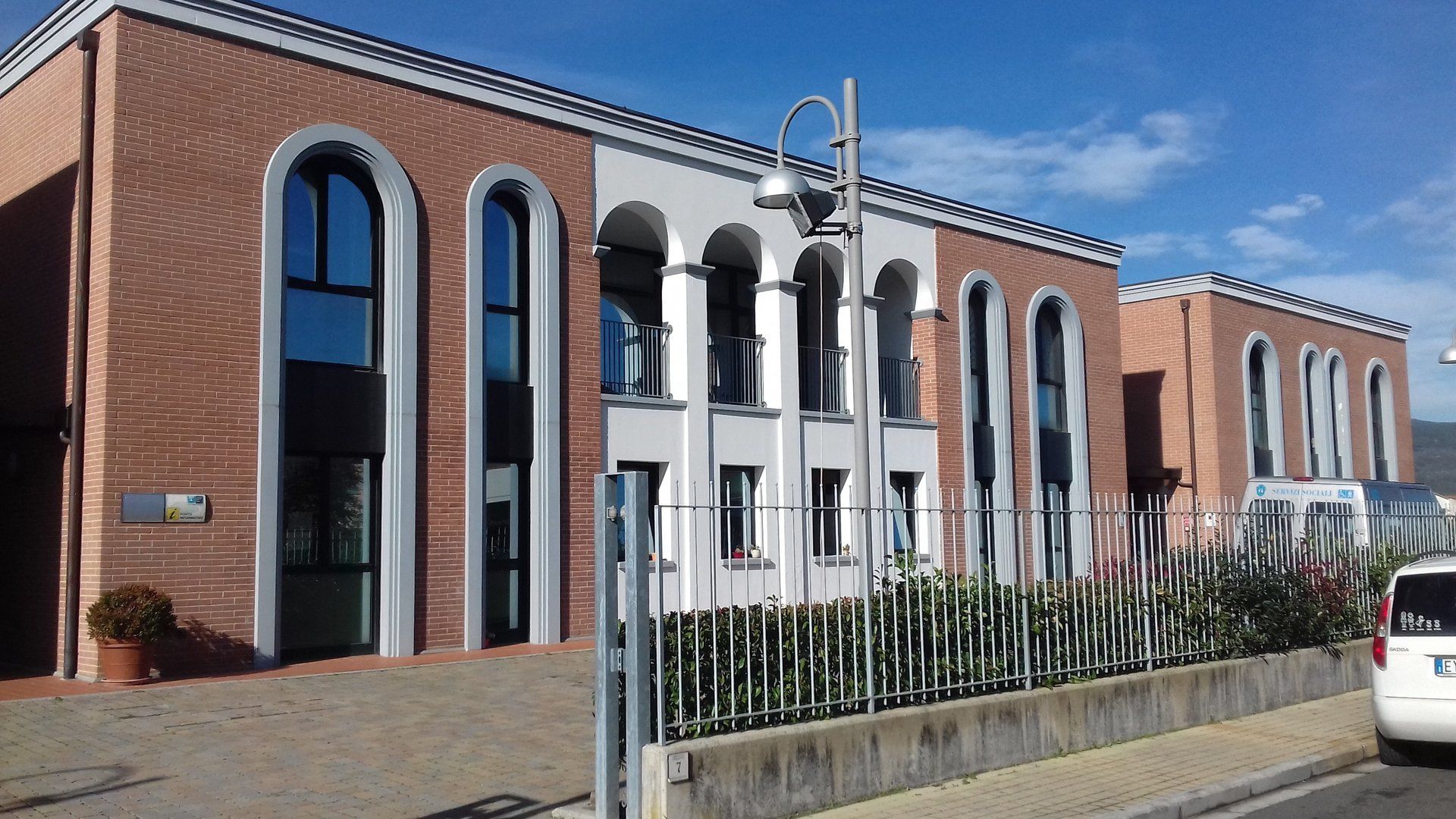 INFISSI IN ALLUMINIO CENTINATI