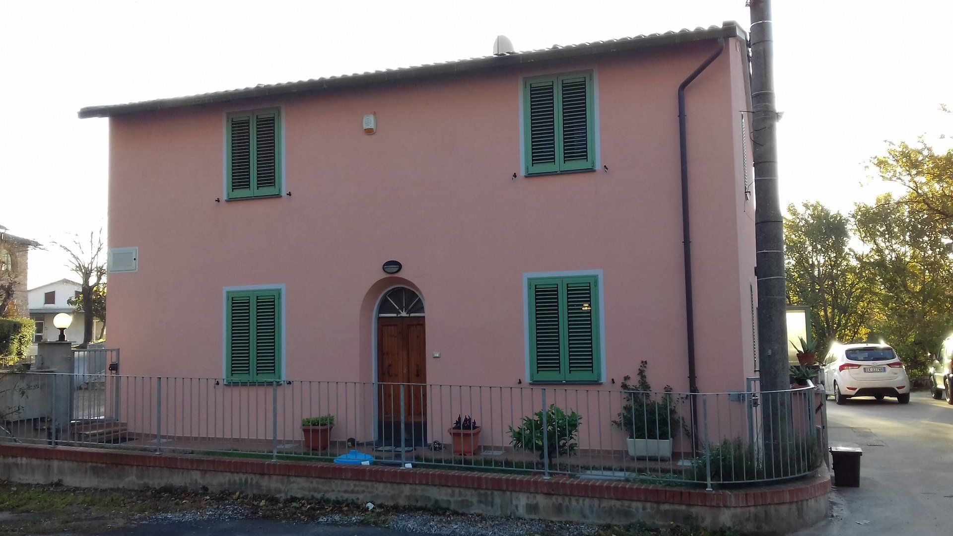 PERSIANE IN ALLUMINIO A LAMELLE ORIETABILI