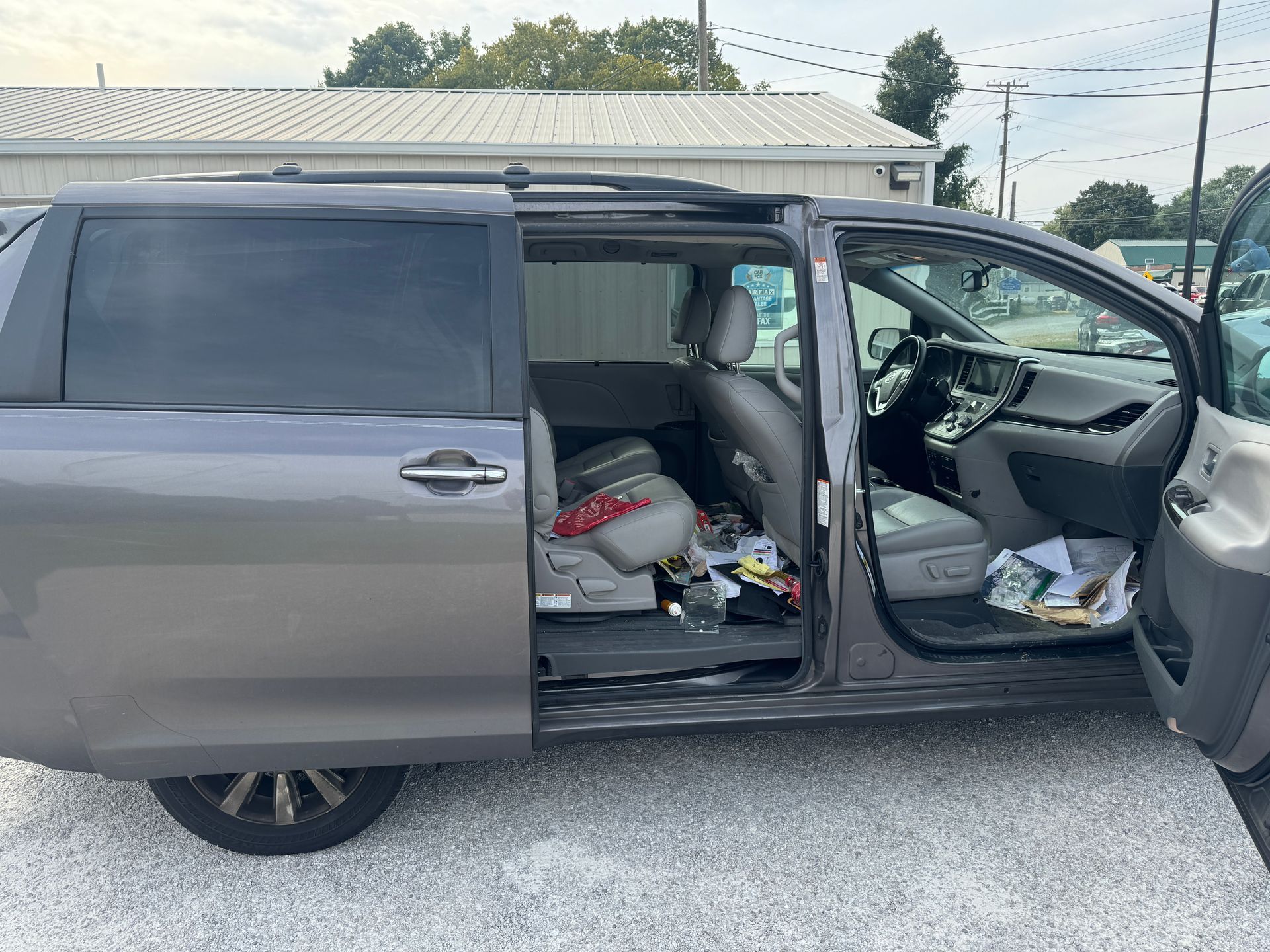 This 2015 Toyota Sienna came in very dirty to us here at 5 Diamond Detailing. 