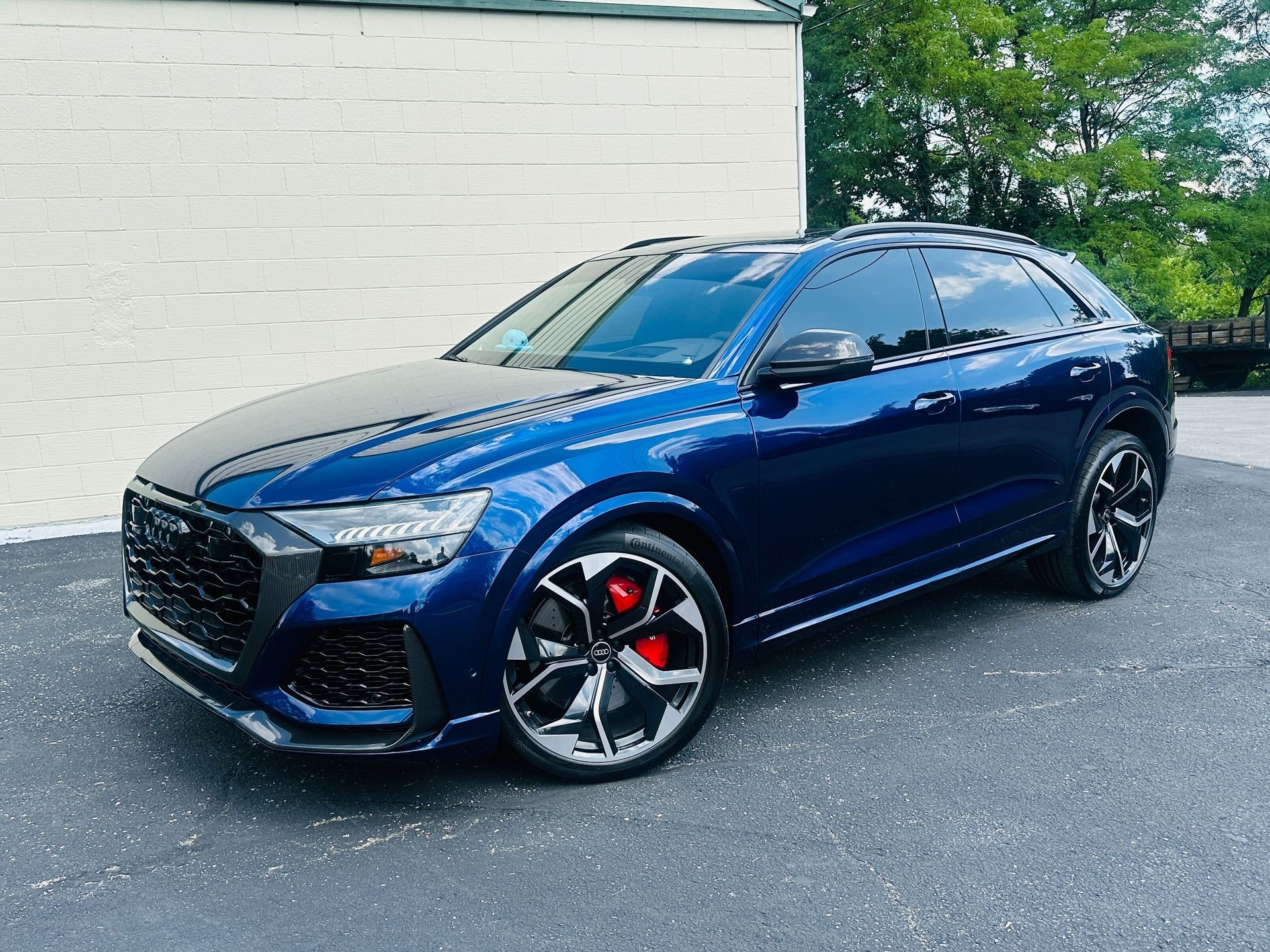 Chevy Dude's 2024 Audi RSQ8 that is fully serviced by 5 diamond detailing in Georgetown, In. 