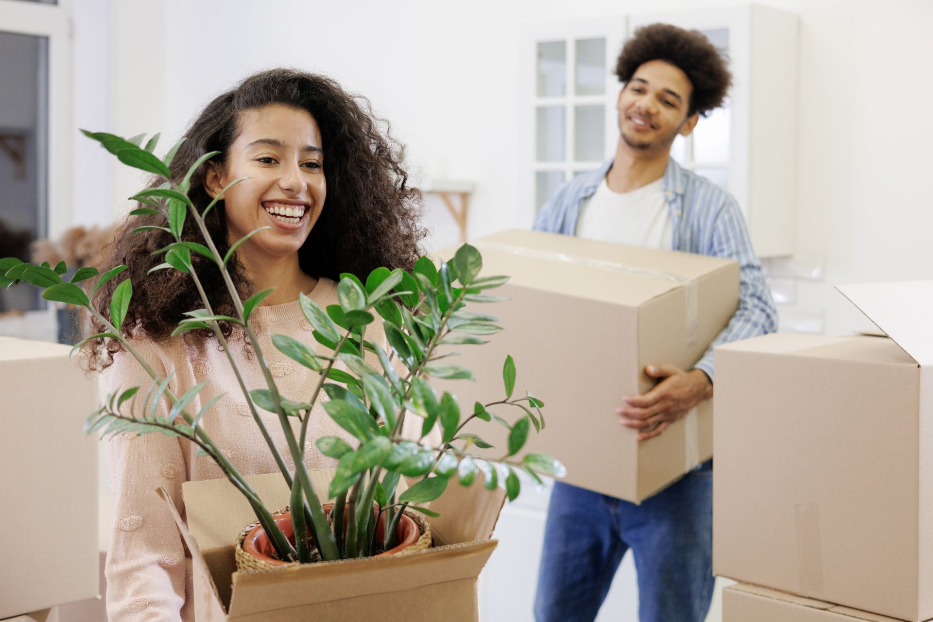 Relocation Company Insurance: What Corporate Relocation Firms Need for Coverage & Compliance