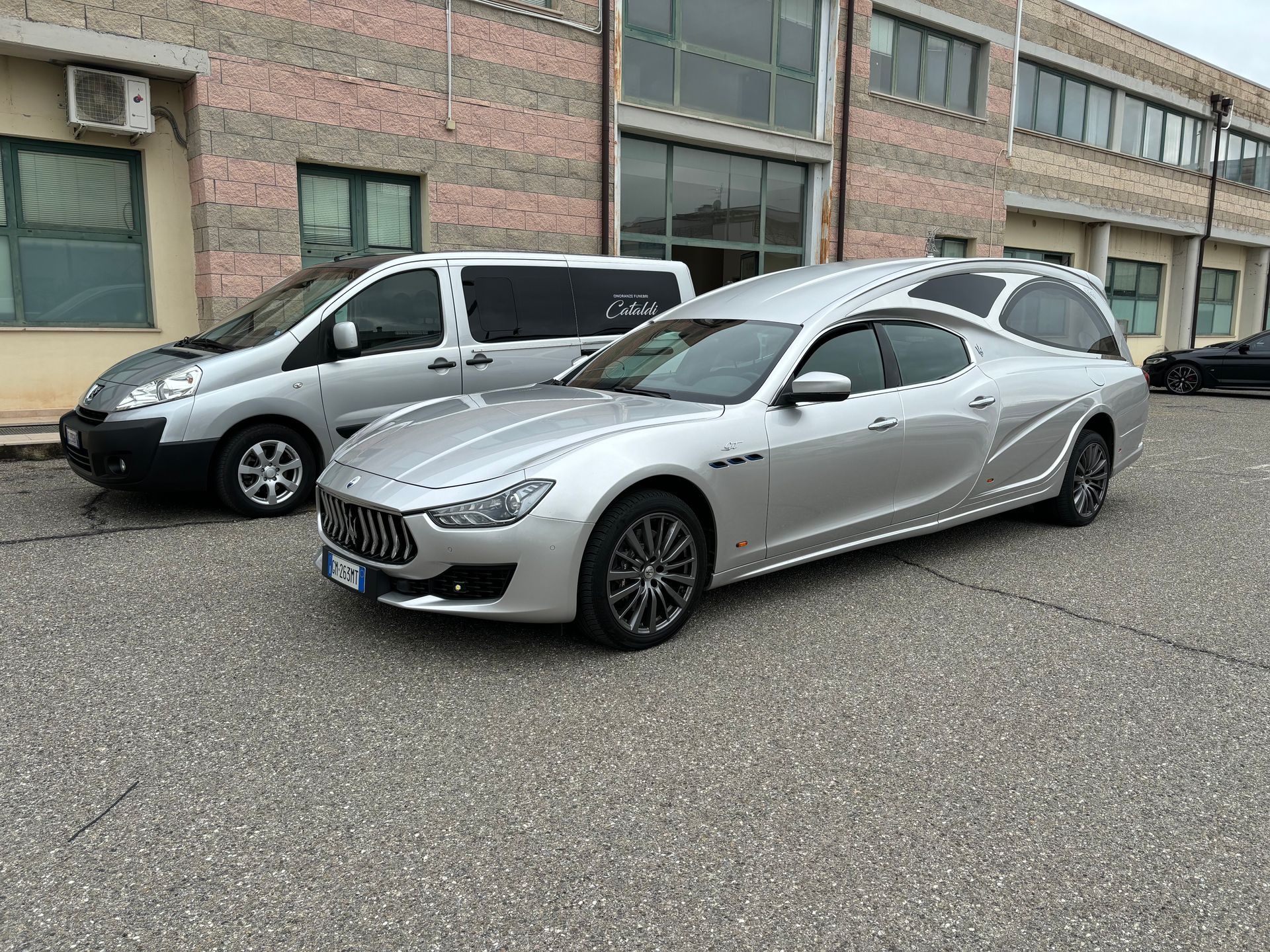 Trasporti funebri