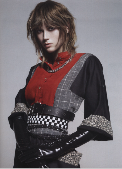 Accogliente salone di parrucchieri per donna e uomo