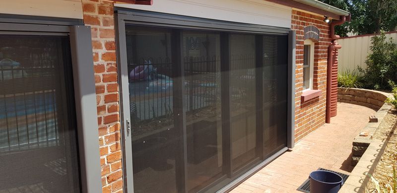 Sliding glass door — Home Builders in Narrabri, NSW