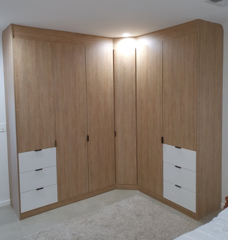 Built In Wardrobes