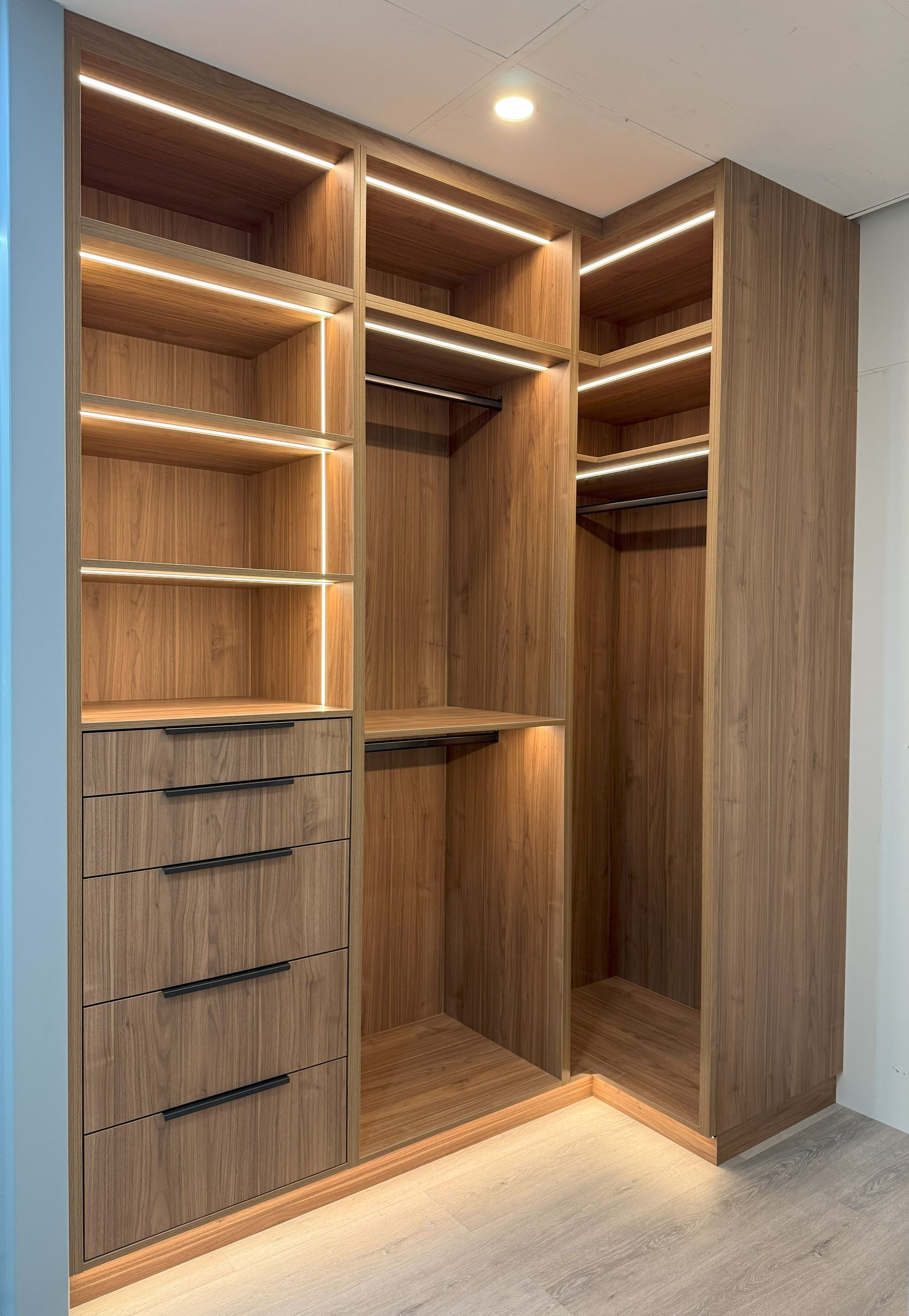Walk In Wardrobe, With LED Strip Lighting