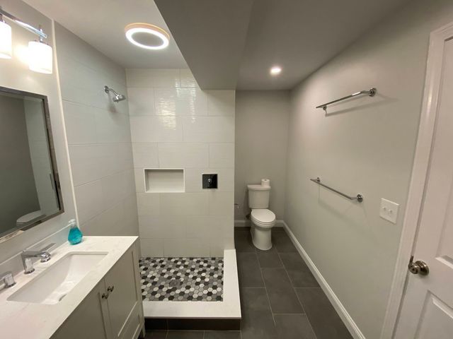 Toilet on corner of bathroom - Mendon, MA | American Bath Works