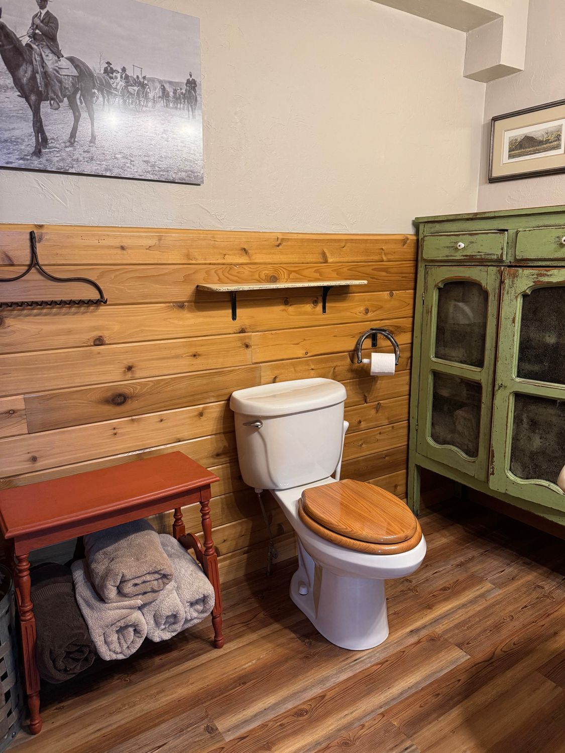 Lodging & Services Gallery Image