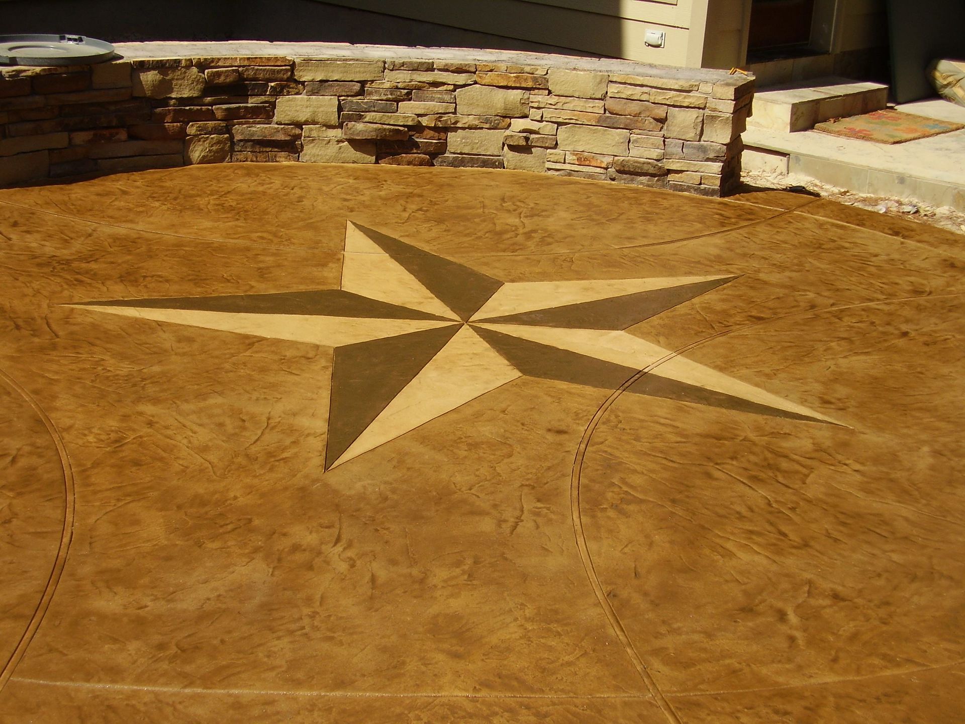 A concrete floor with a star in the middle