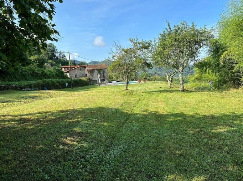 manutenzione aree verdi Aulla Dema Green