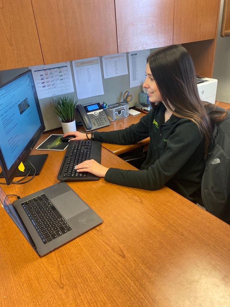 Gooseneck Implement John Deere Equipment for North & South Dakota